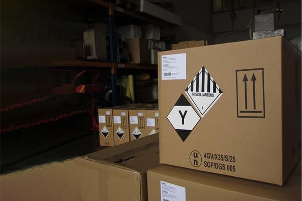 Illustration of Limited Quantity Packaging