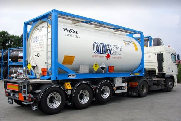 alt with keywords: temperature controlled reefer container for sensitive cargo