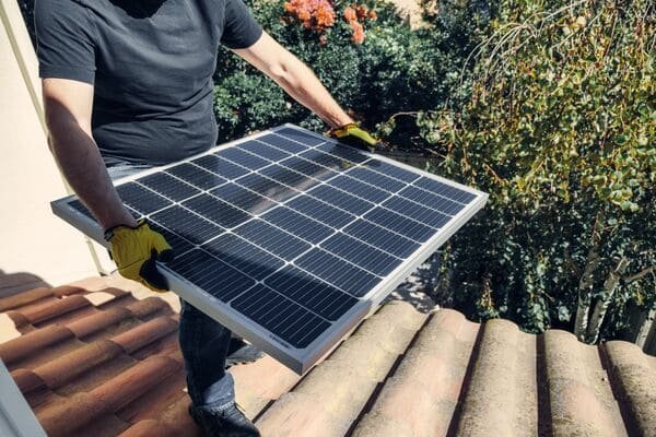 Solar panels with lithium batteries ready for LCL shipping