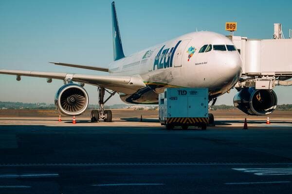 What Can Air Freight Really Handle? A Complete Guide for Large-Scale Shippers?