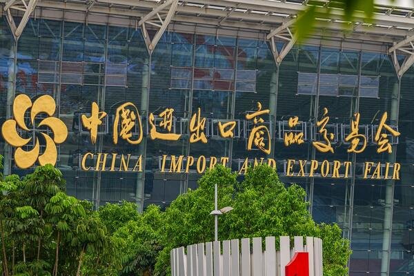 Canton Fair 2026 Smart Logistics: Truck Booking, Cargo Handling & 76-Hour Turnarounds